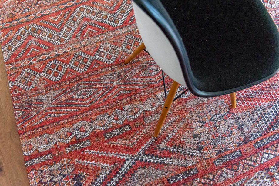 Louis De Poortere tapete LX 9115 Antiquarian Kilim Fez Red interior 4