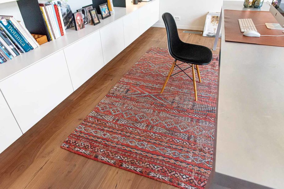 Louis De Poortere tapete LX 9115 Antiquarian Kilim Fez Red interior 5