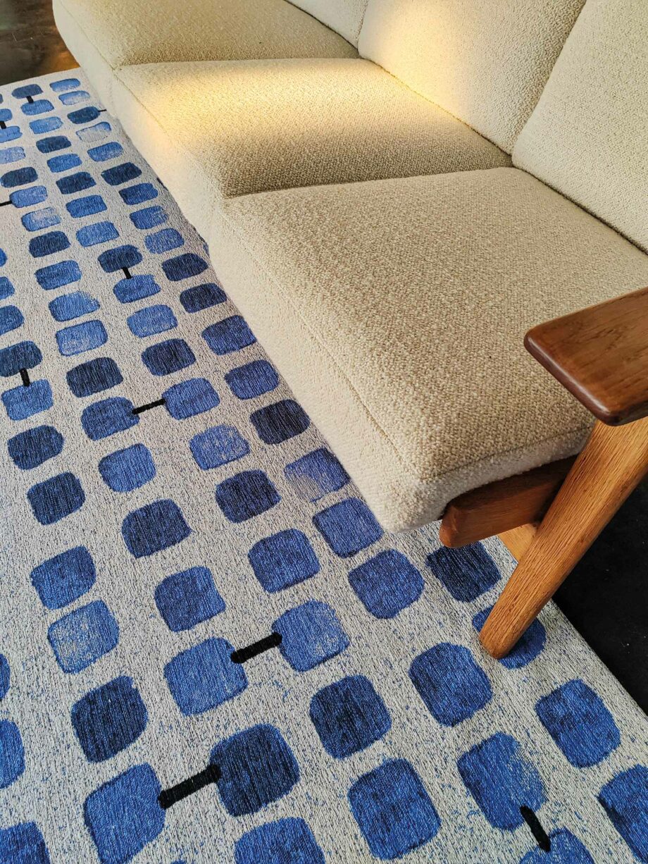 Louis De Poortere tapete Craft Cobblestone 9348 Amparo Blues interior 2