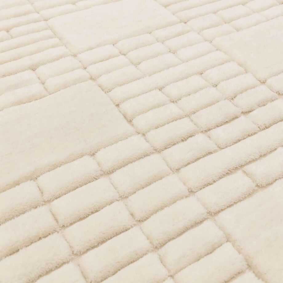 Asiatic Empire cream on natural 4