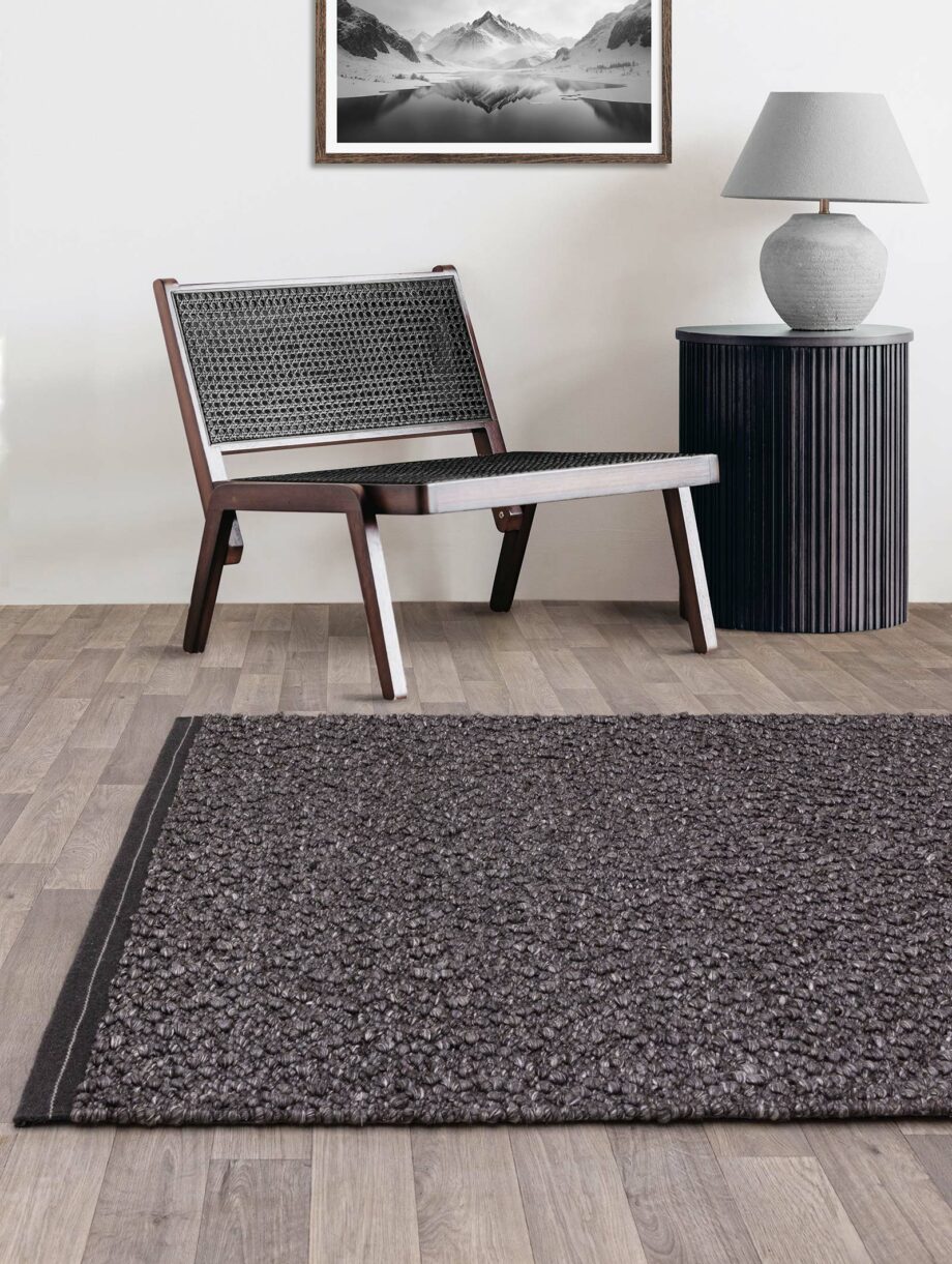 Asiatic tapete Elm charcoal interior