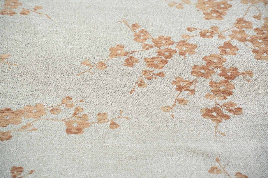 Louis De Poortere 9834 Sakura Petal Dew zoom 2025