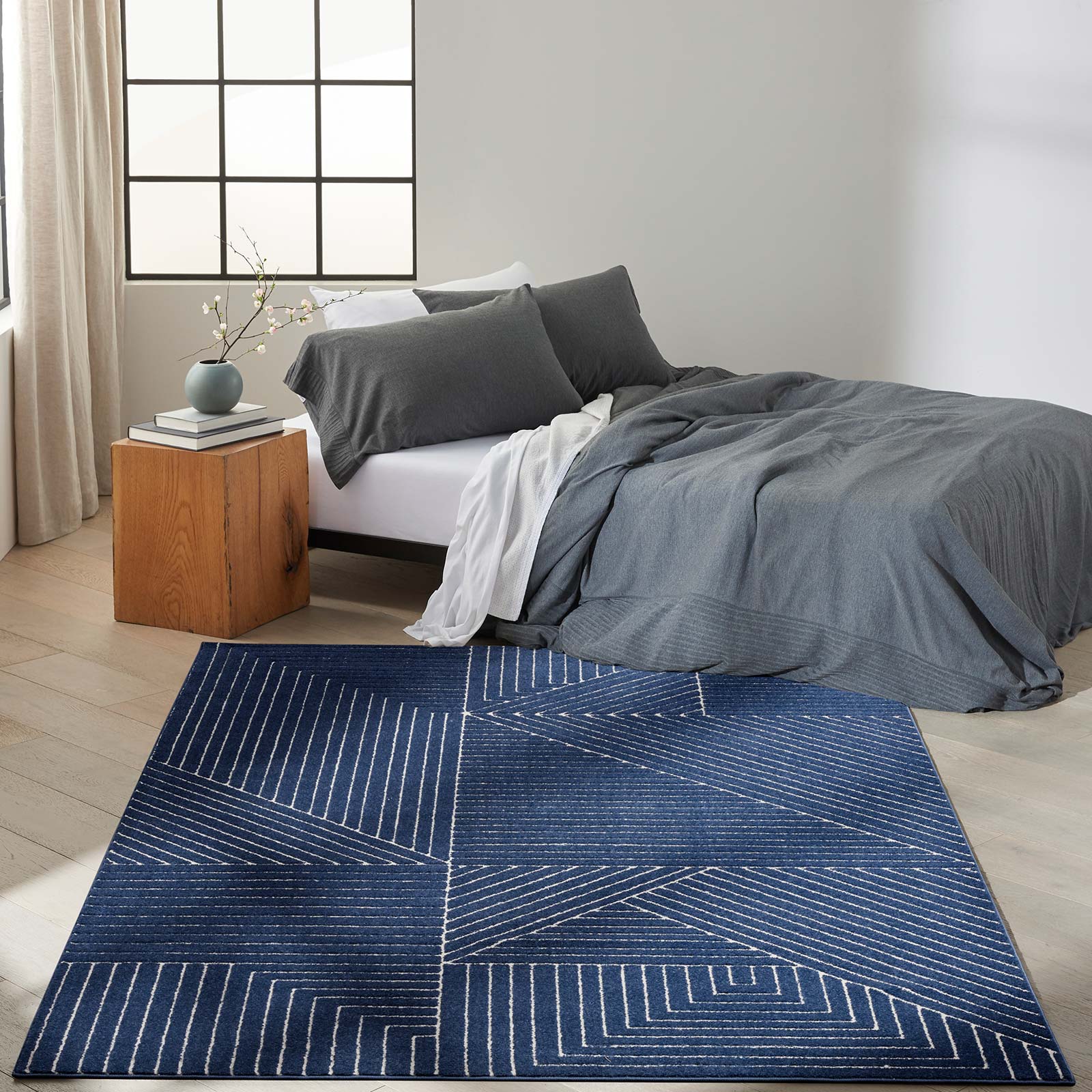 Calvin Klein tapete Balance CK023 BLN01 NAVIV NAVY IVORY 5x7 099446081209 interior 3