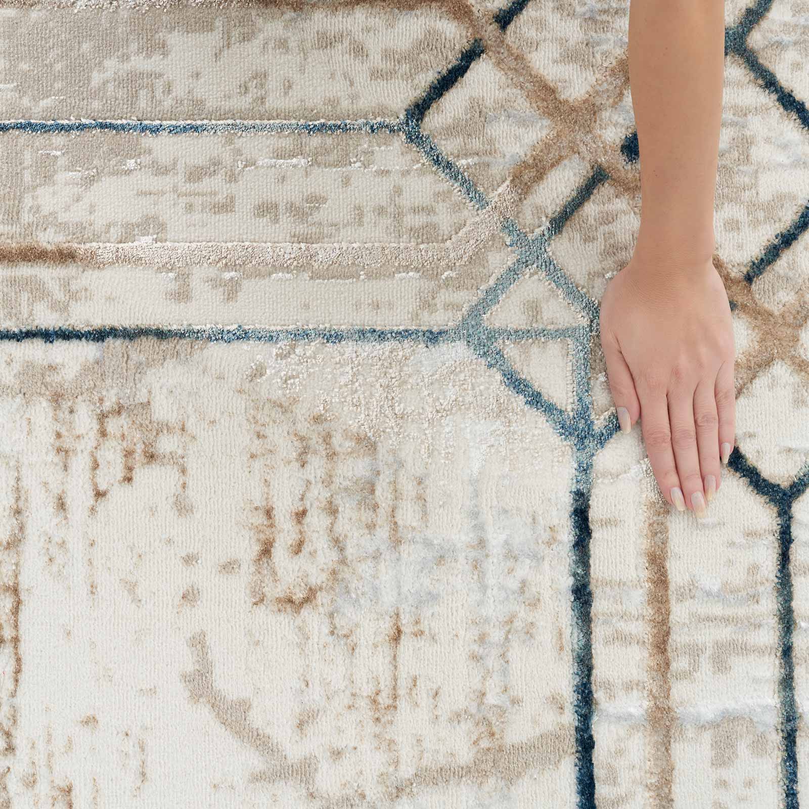 Nourison tapete Glitz GLZ03 IVTAU IVORY TAUPE 5X7 099446134219 HAND