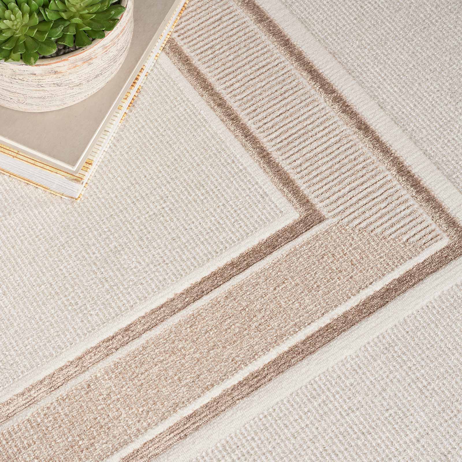 Nourison tapete Glitz GLZ08 IVCRM IVORY CREAM 8x10 099446134707 interior 2