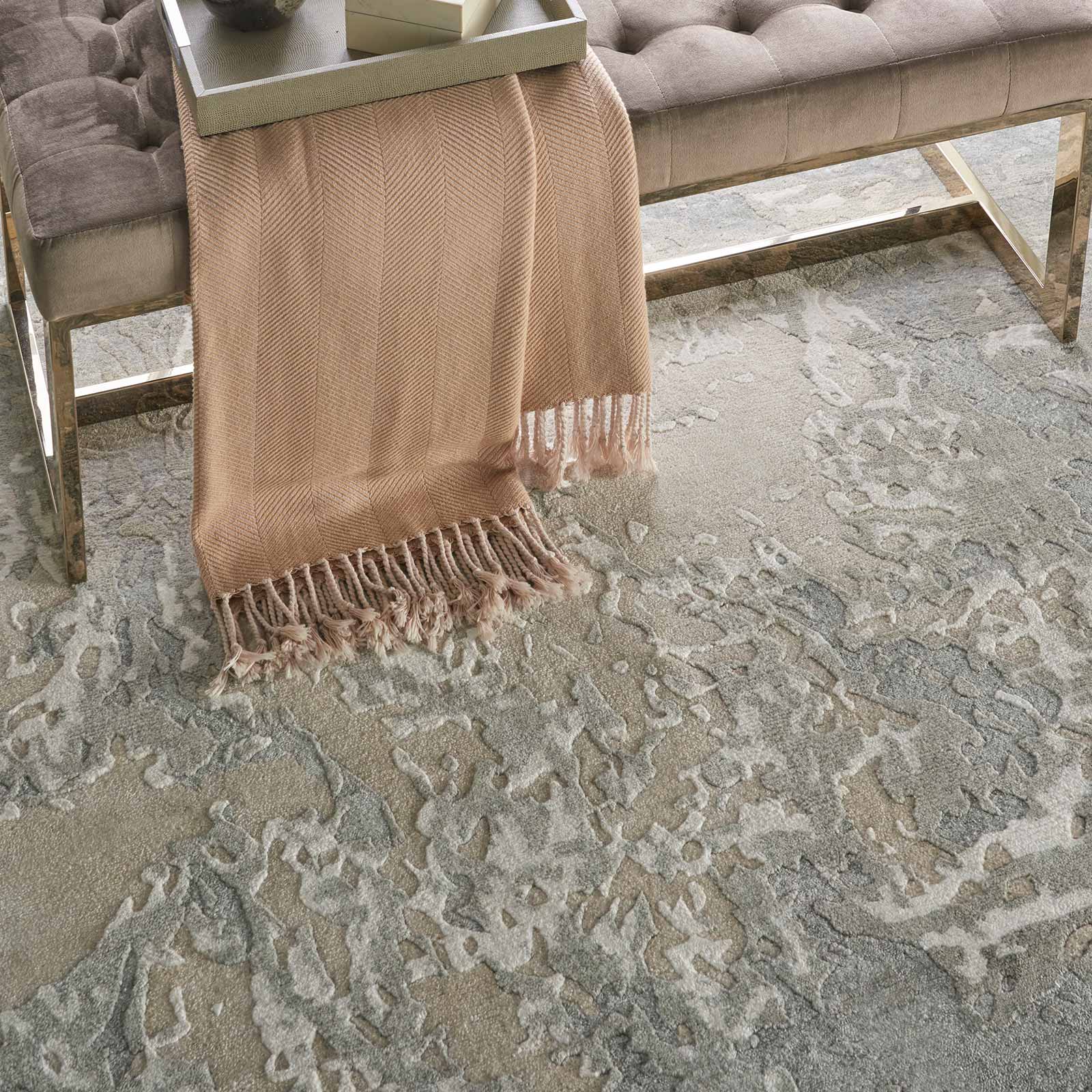 Nourison tapete Silk Shadows SHA17 SAND 6X8 099446451026 interior 2 C